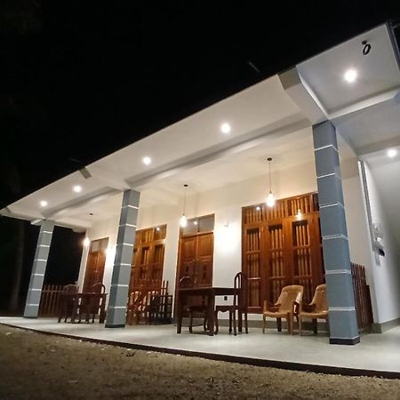 Coco Mount Residence - Hiriketiya Діквелла Екстер'єр фото